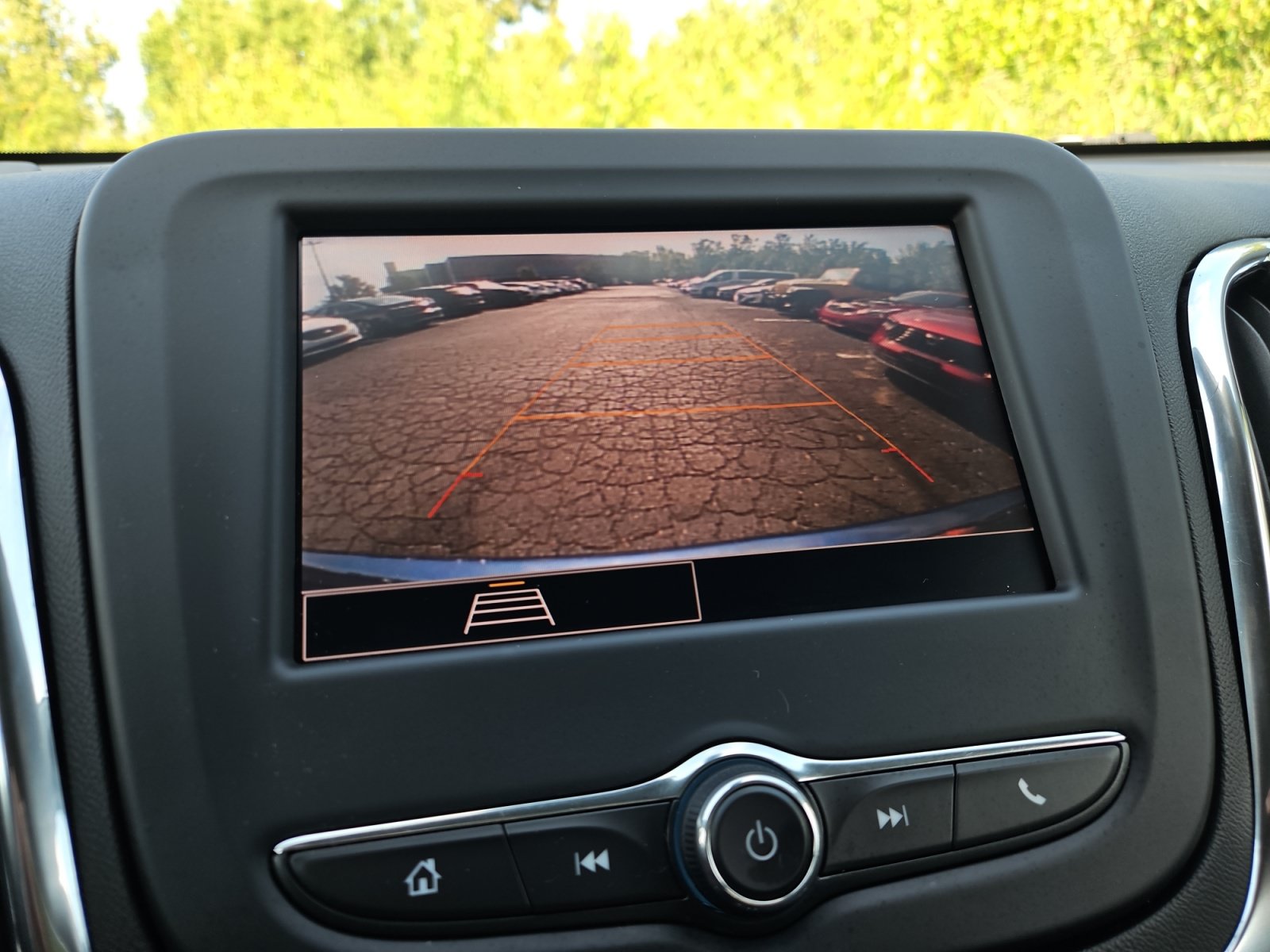 Used 2023 Chevrolet Equinox LT w/ LPO, Floor Liner Package AWD/4WD image 17
