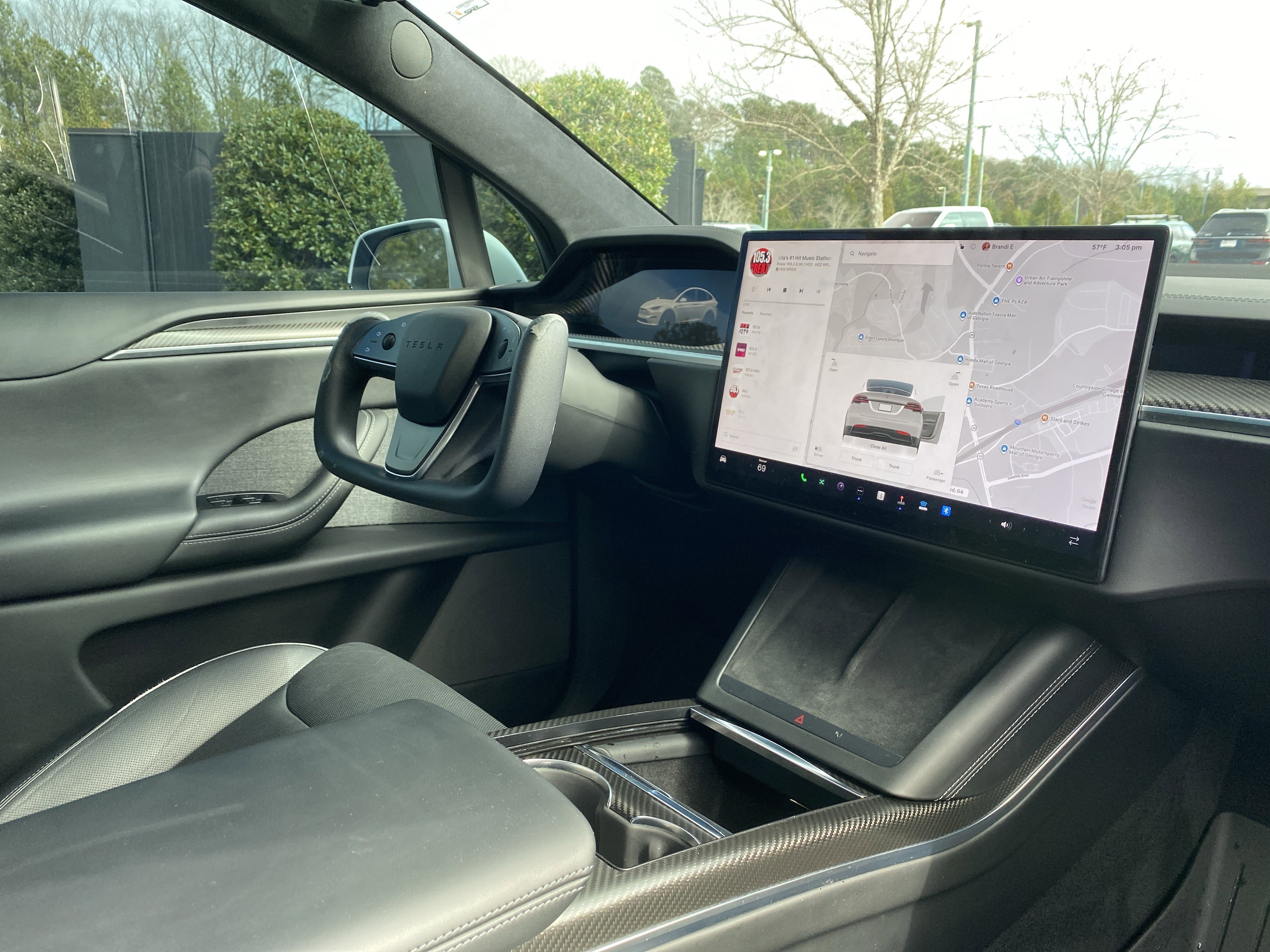Used 2022 Tesla Model X Plaid image 6