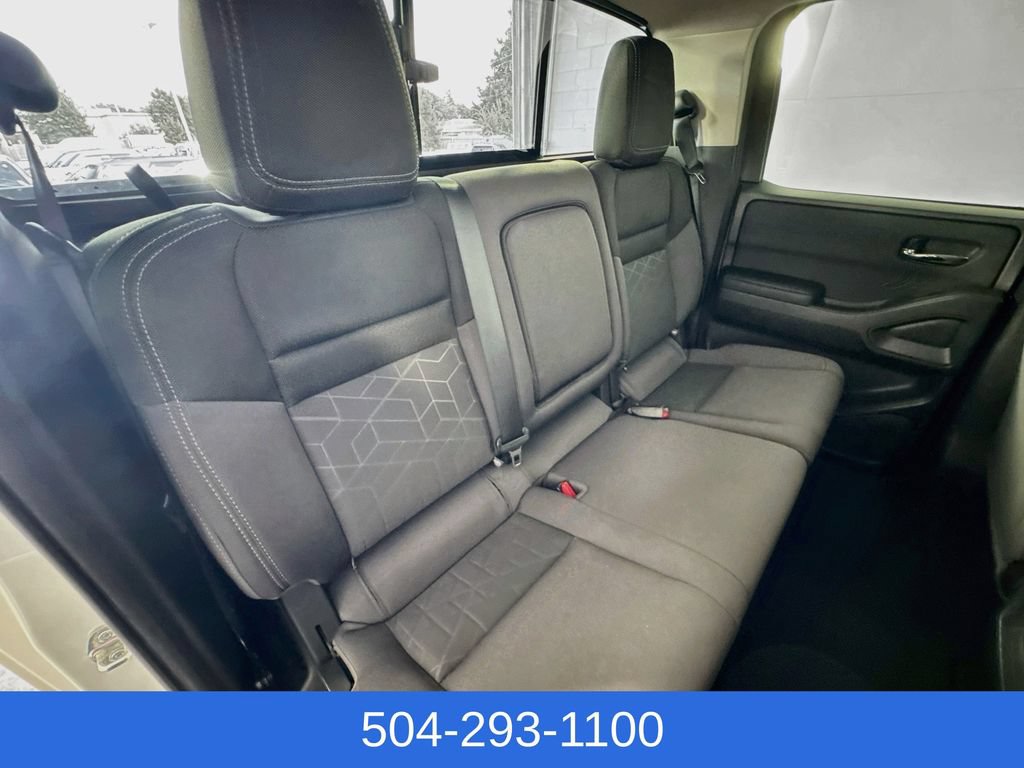Used 2026 Nissan Frontier SV RWD image 27
