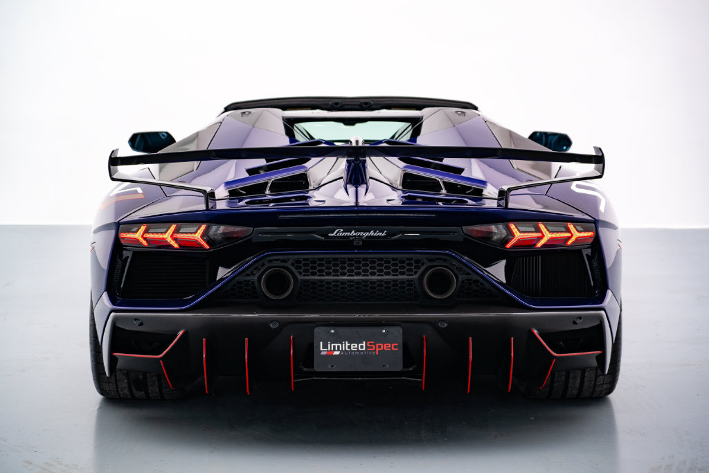Used 2021 Lamborghini Aventador SVJ AWD/4WD image 23