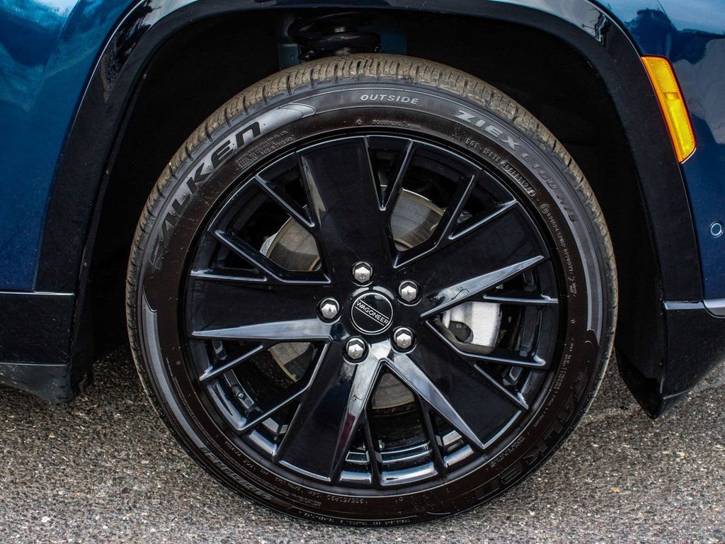 Used 2024 Jeep Wagoneer Launch Edition image 7