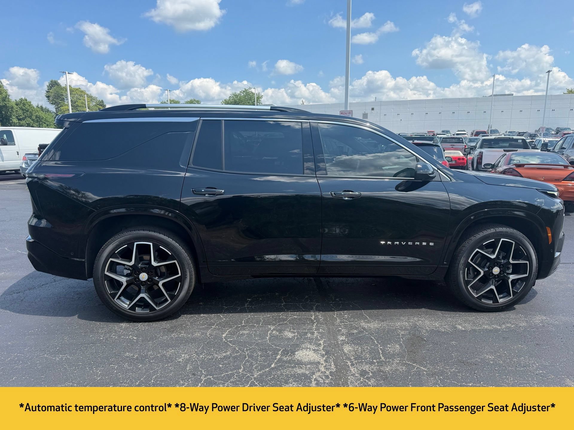 Used 2026 Chevrolet Traverse High Country AWD/4WD image 6