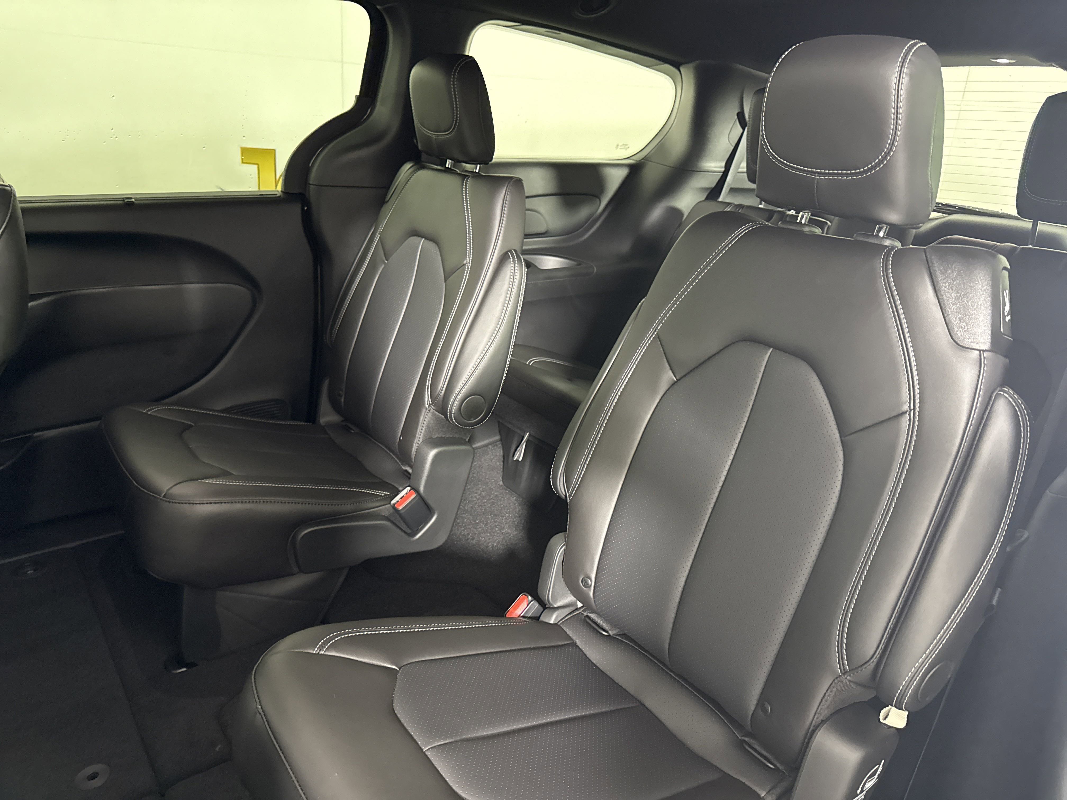 New 2026 Chrysler Voyager LX FWD image 13