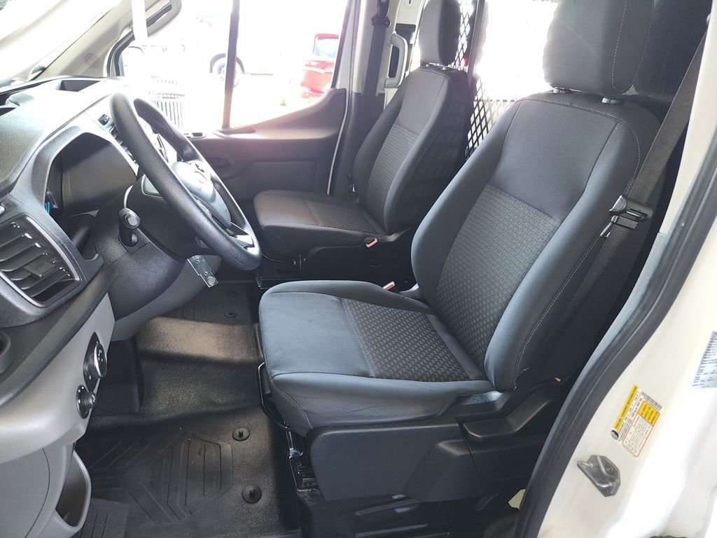 Used 2024 Ford Transit 250 Low Roof w/ Exterior Upgrade Package image 12