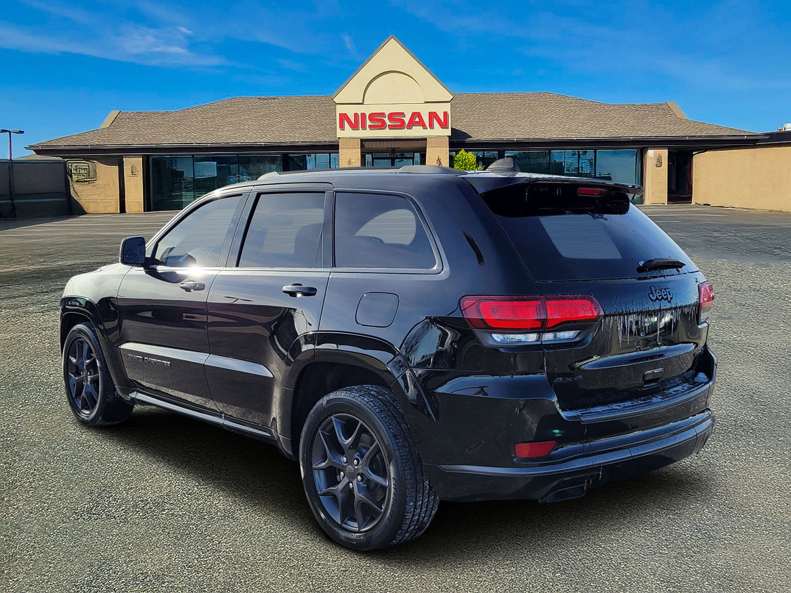 Used 2020 Jeep Grand Cherokee Limited X image 3