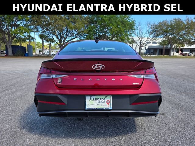 Used 2025 Hyundai Elantra SEL image 4