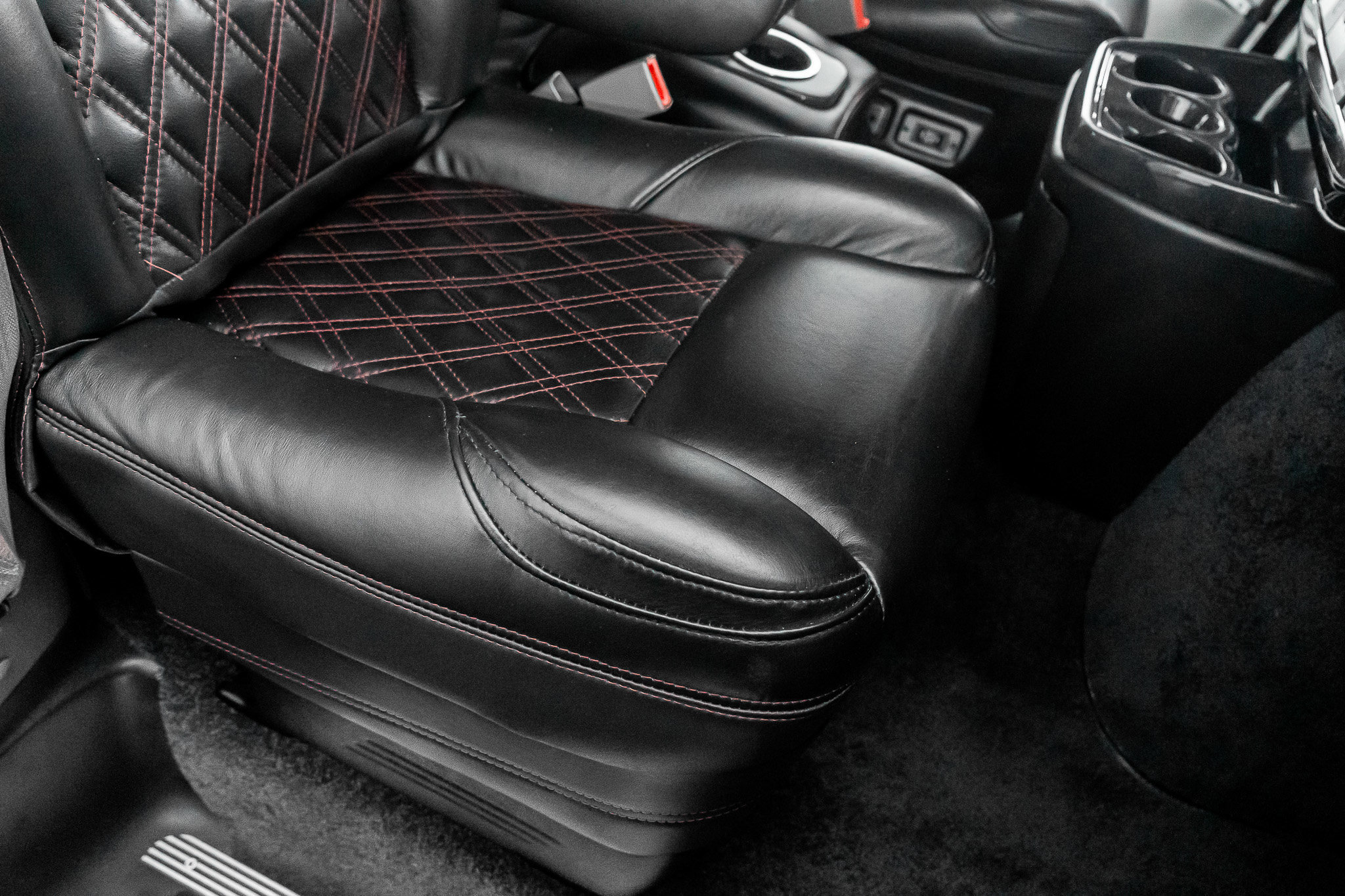 Used 2023 GMC Savana 2500 Conversion Van image 28