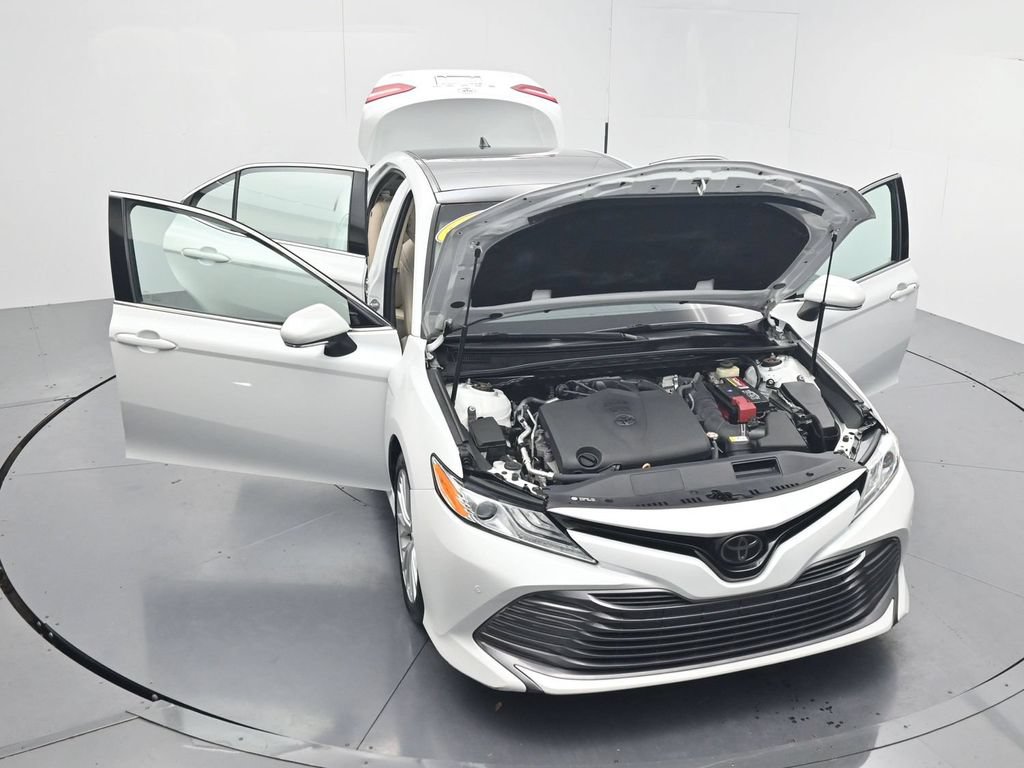 Used 2018 Toyota Camry XLE FWD image 52