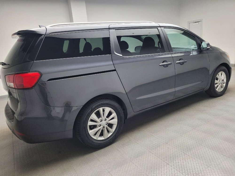 Used 2017 Kia Sedona LX w/ LX Essentials Premium Package FWD image 10