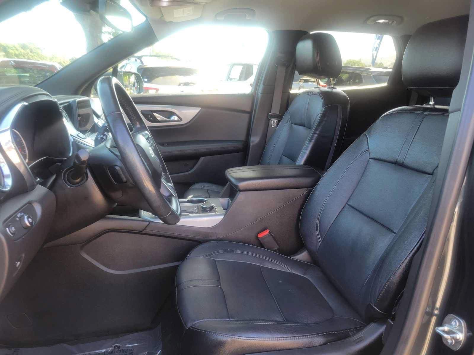 Used 2019 Chevrolet Blazer LT FWD image 20