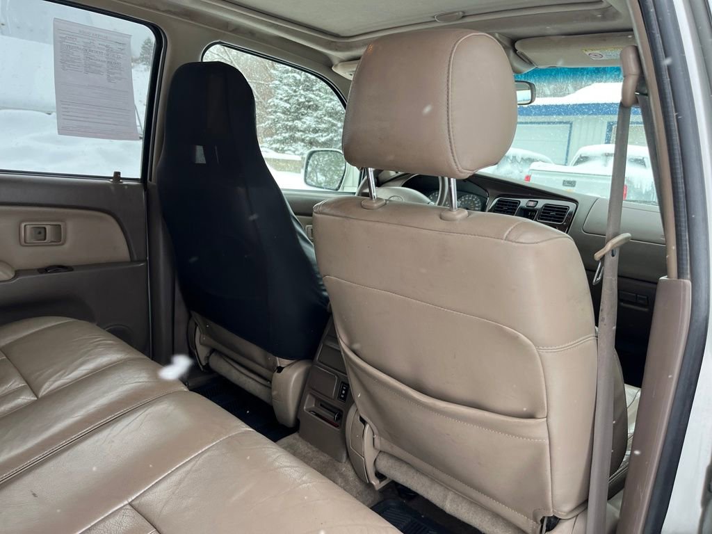 Used 2002 Toyota 4Runner Limited image 32