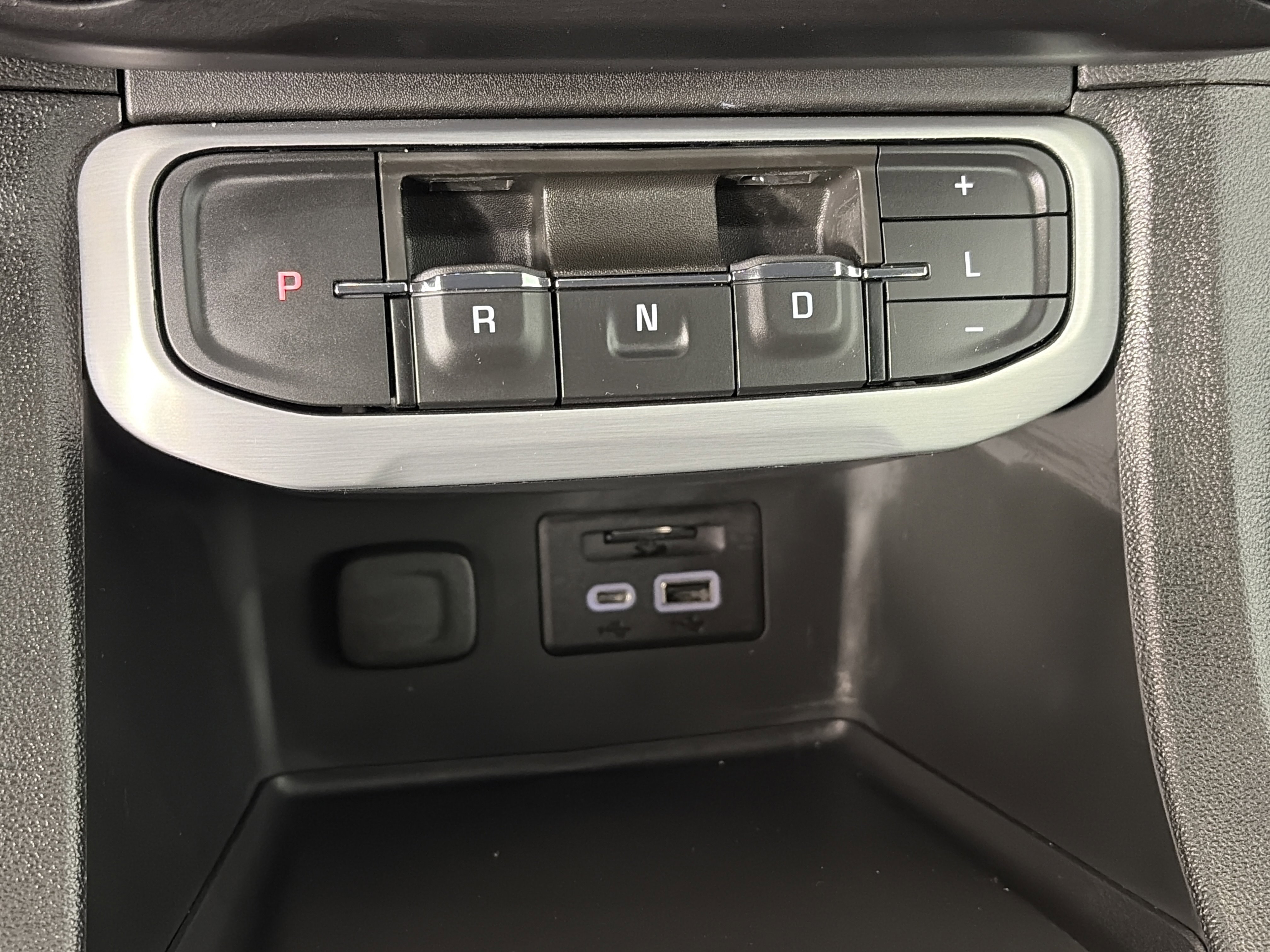 Used 2023 GMC Acadia SLT w/ Preferred Package AWD/4WD image 29