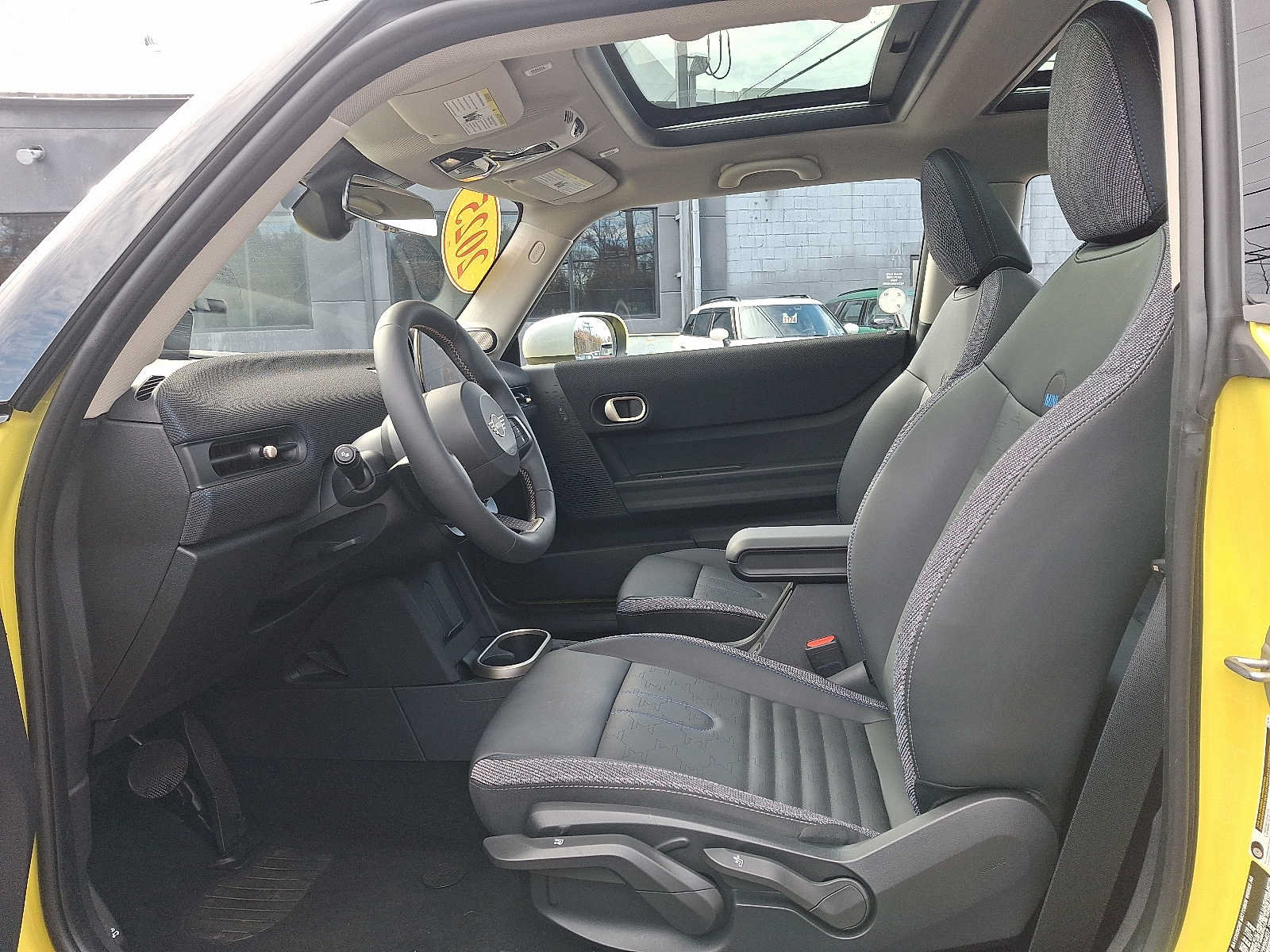 Used 2025 MINI Cooper S FWD image 13