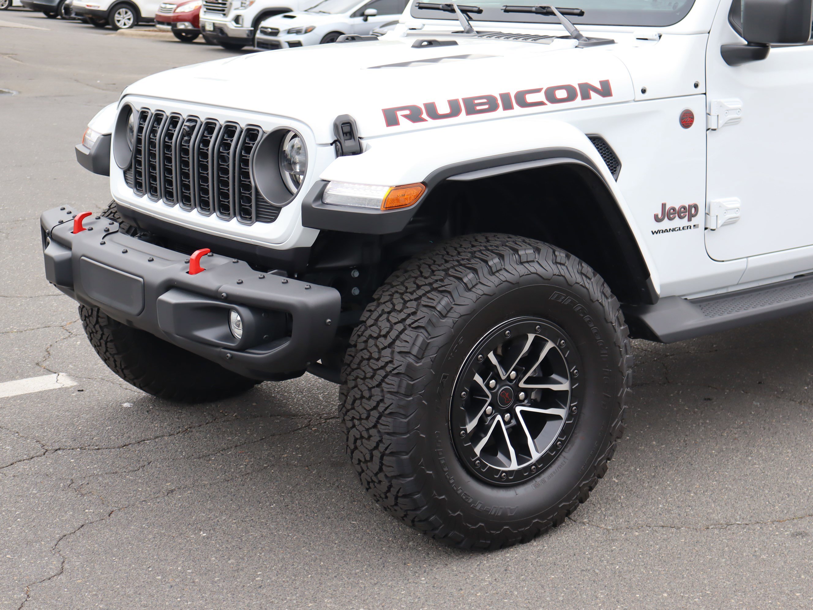 Used 2025 Jeep Wrangler Unlimited Rubicon AWD/4WD image 6