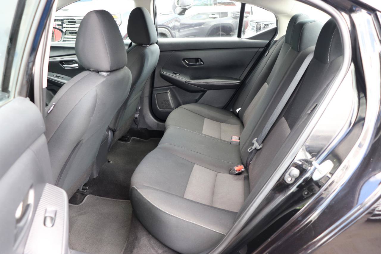 Used 2024 Nissan Sentra SV FWD image 12