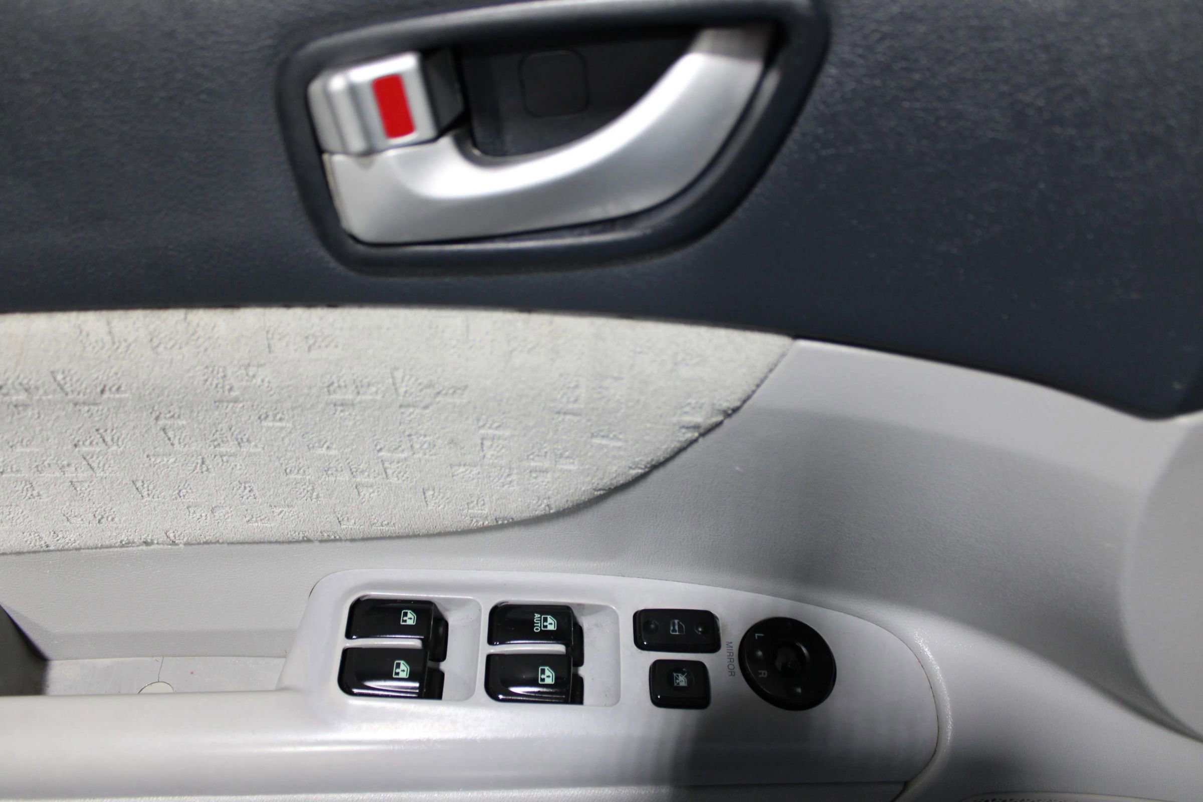 Used 2006 Hyundai Sonata GLS FWD image 9
