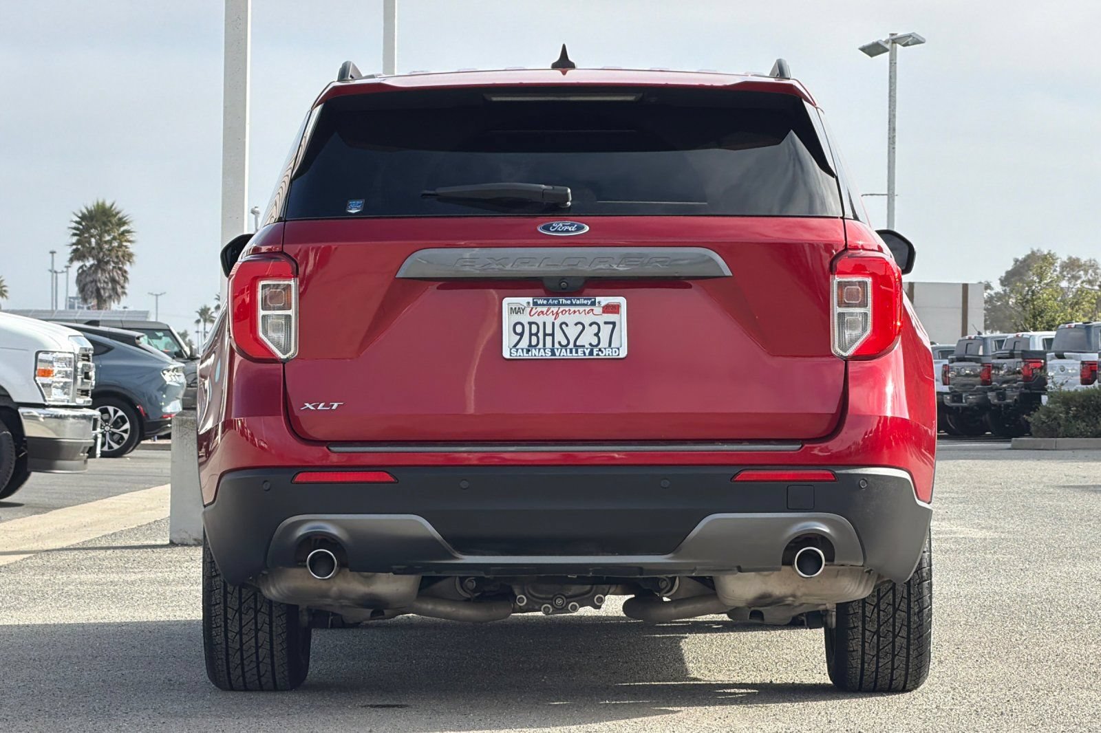 Used 2022 Ford Explorer XLT w/ Equipment Group 202A RWD image 5