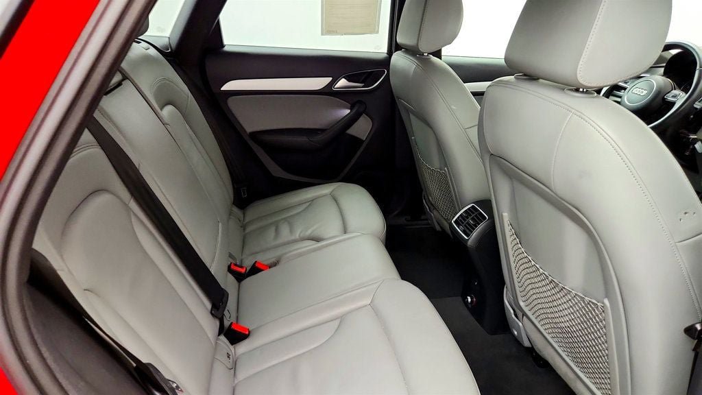 Used 2018 Audi Q3 2.0T Premium FWD image 23
