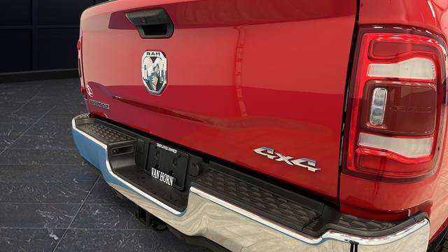 Used 2022 RAM 2500 Big Horn w/ Level C Equiment Group AWD/4WD image 40