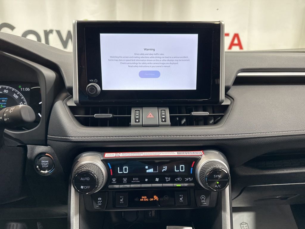 Used 2025 Toyota RAV4 XLE Premium image 31