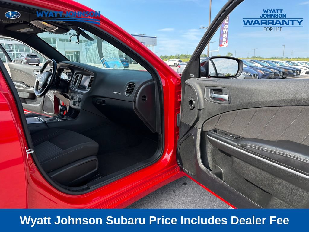 Used 2023 Dodge Charger SXT RWD image 27