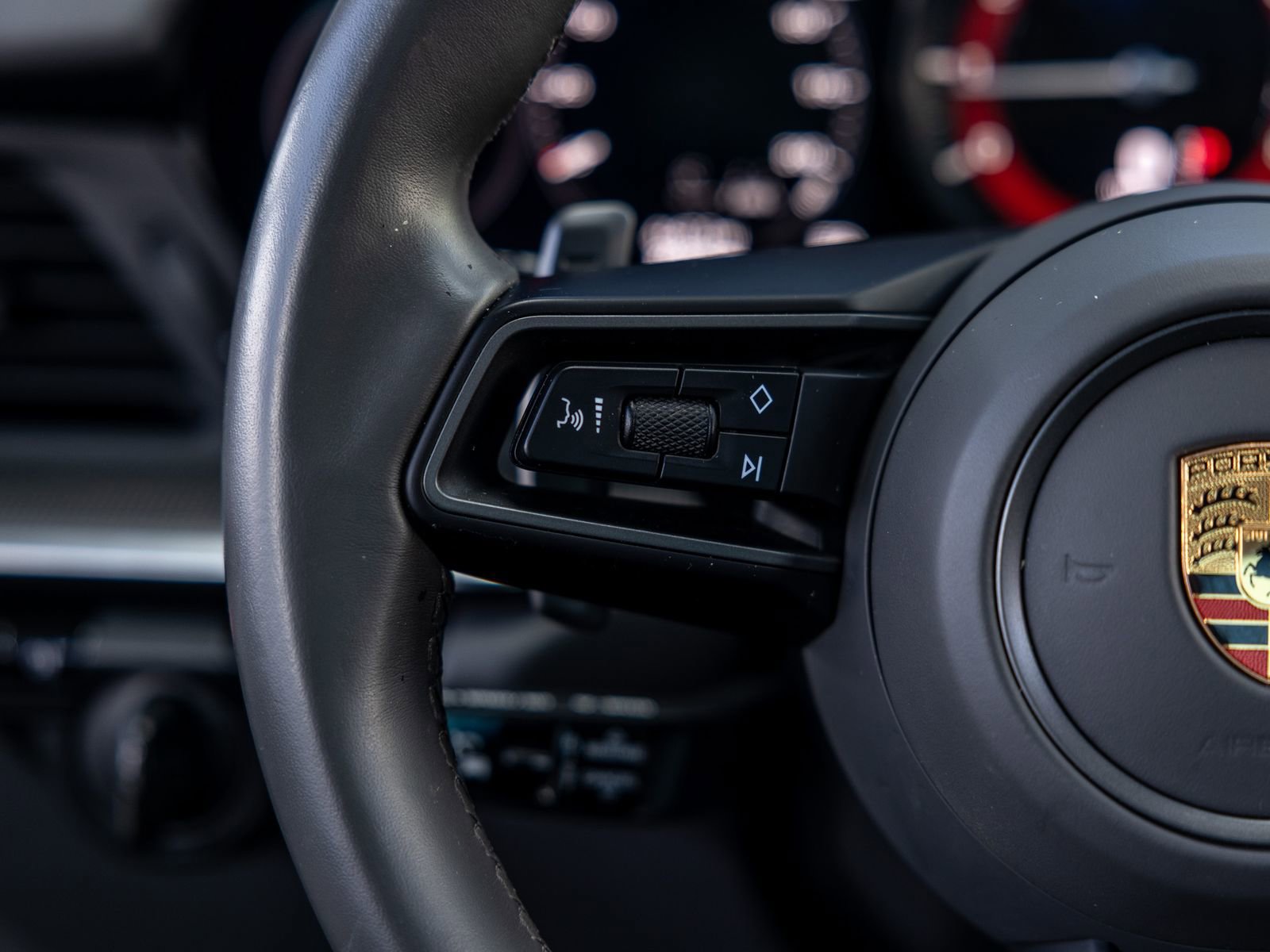 Certified 2020 Porsche 911 Carrera S RWD image 44