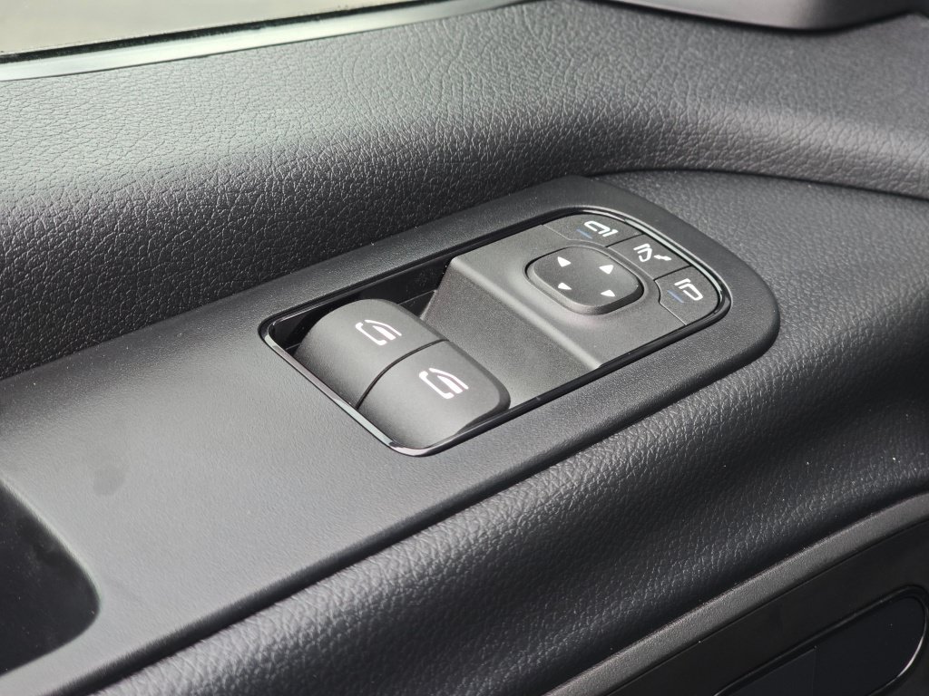 New 2026 Mercedes-Benz Sprinter 2500 image 34