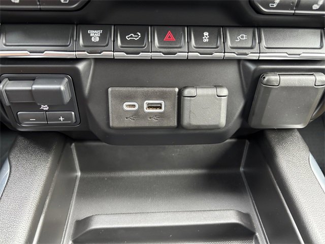 Used 2020 Chevrolet Silverado 3500 LT w/ Convenience Package image 22