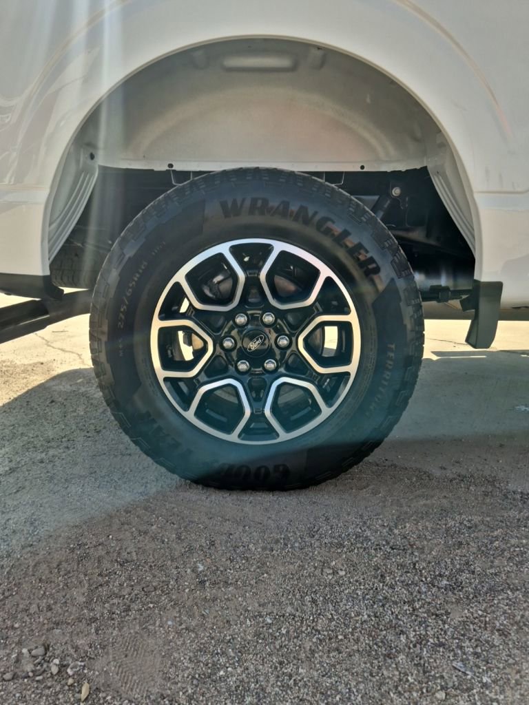 Used 2022 Ford F150 XLT w/ Equipment Group 302A High AWD/4WD image 12