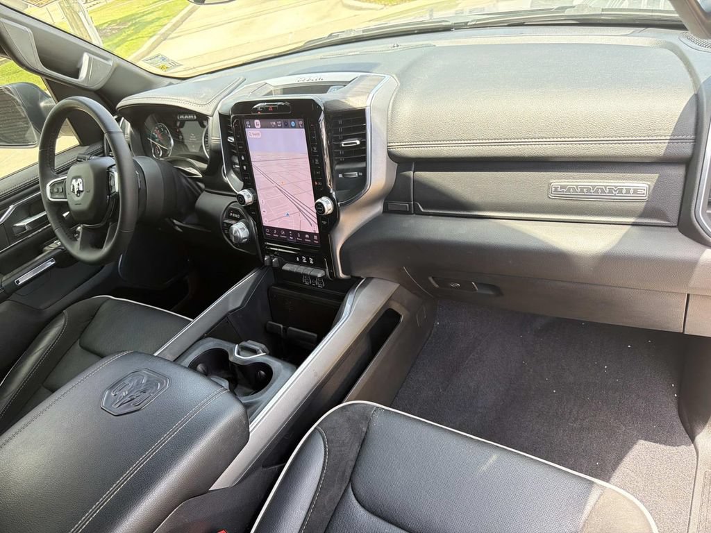 Used 2025 RAM 1500 Laramie w/ Laramie Southwest Edition AWD/4WD image 17