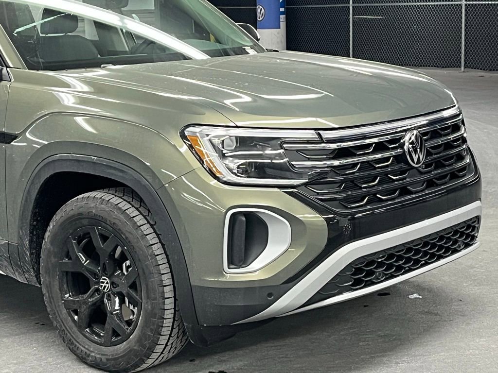 New 2026 Volkswagen Atlas Peak Edition AWD/4WD image 44