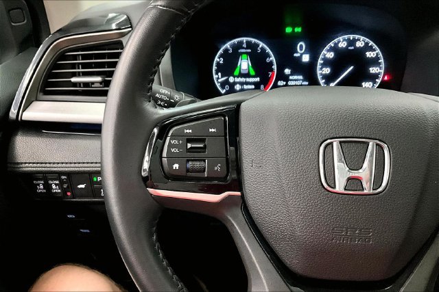 Used 2025 Honda Odyssey Touring image 27