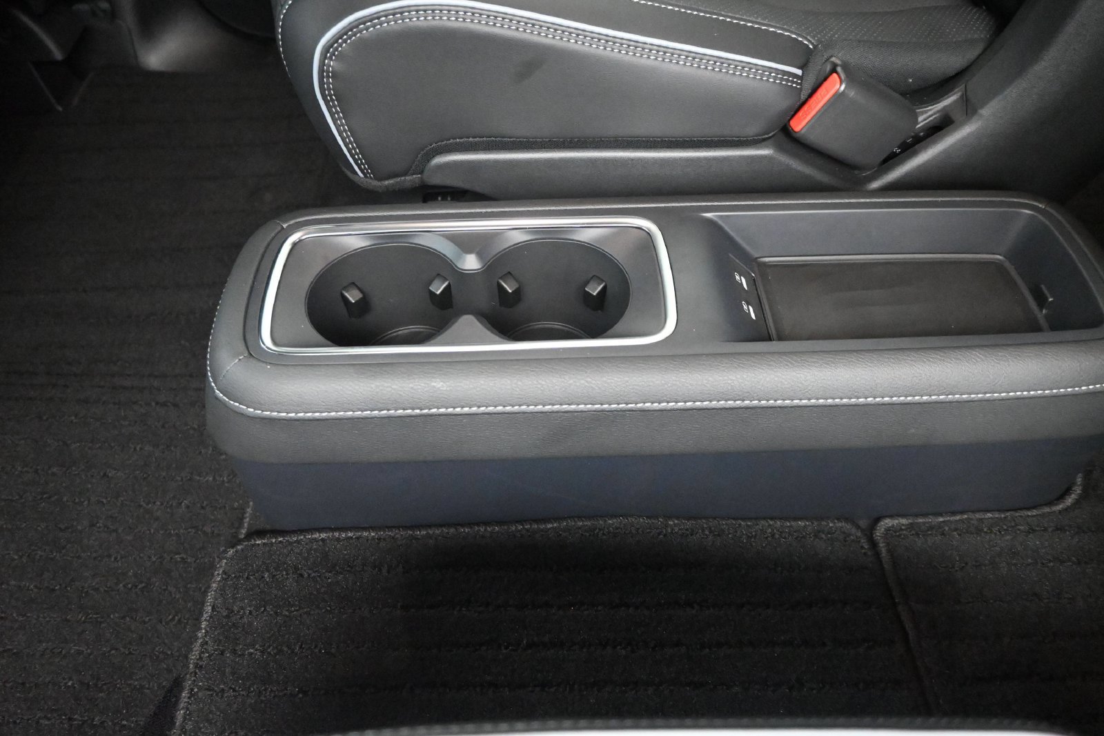 Certified 2025 INFINITI QX80 Luxe RWD image 17
