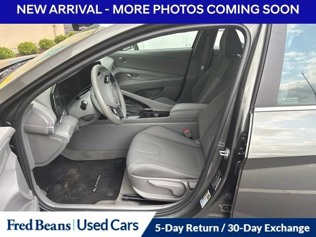 Used 2024 Hyundai Elantra SEL w/ Convenience Package FWD image 12
