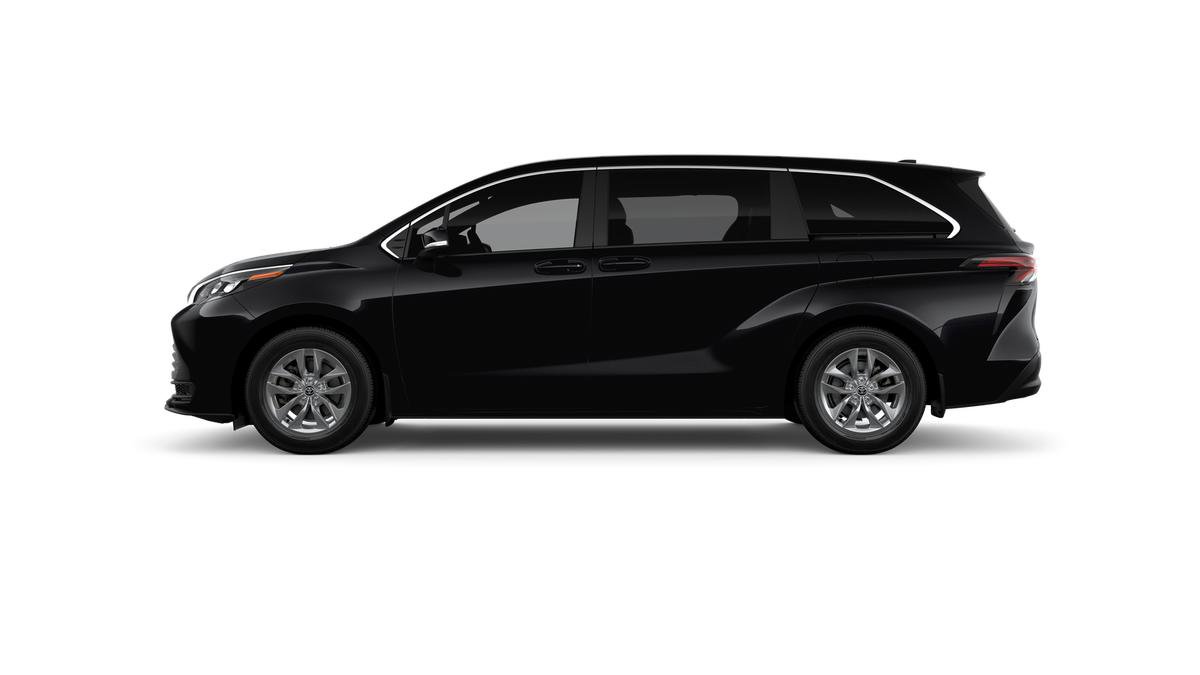 New 2026 Toyota Sienna LE FWD image 4