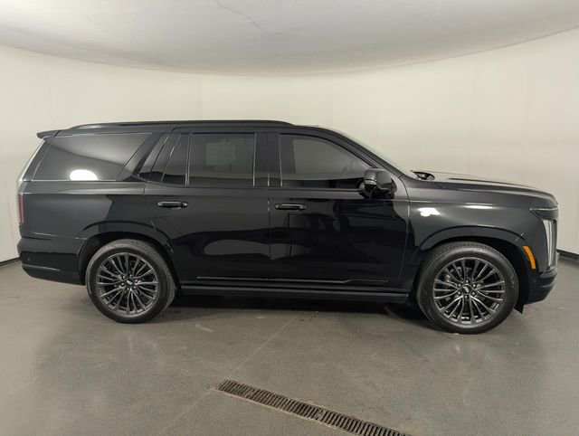 Used 2025 Cadillac Escalade Sport Platinum image 8