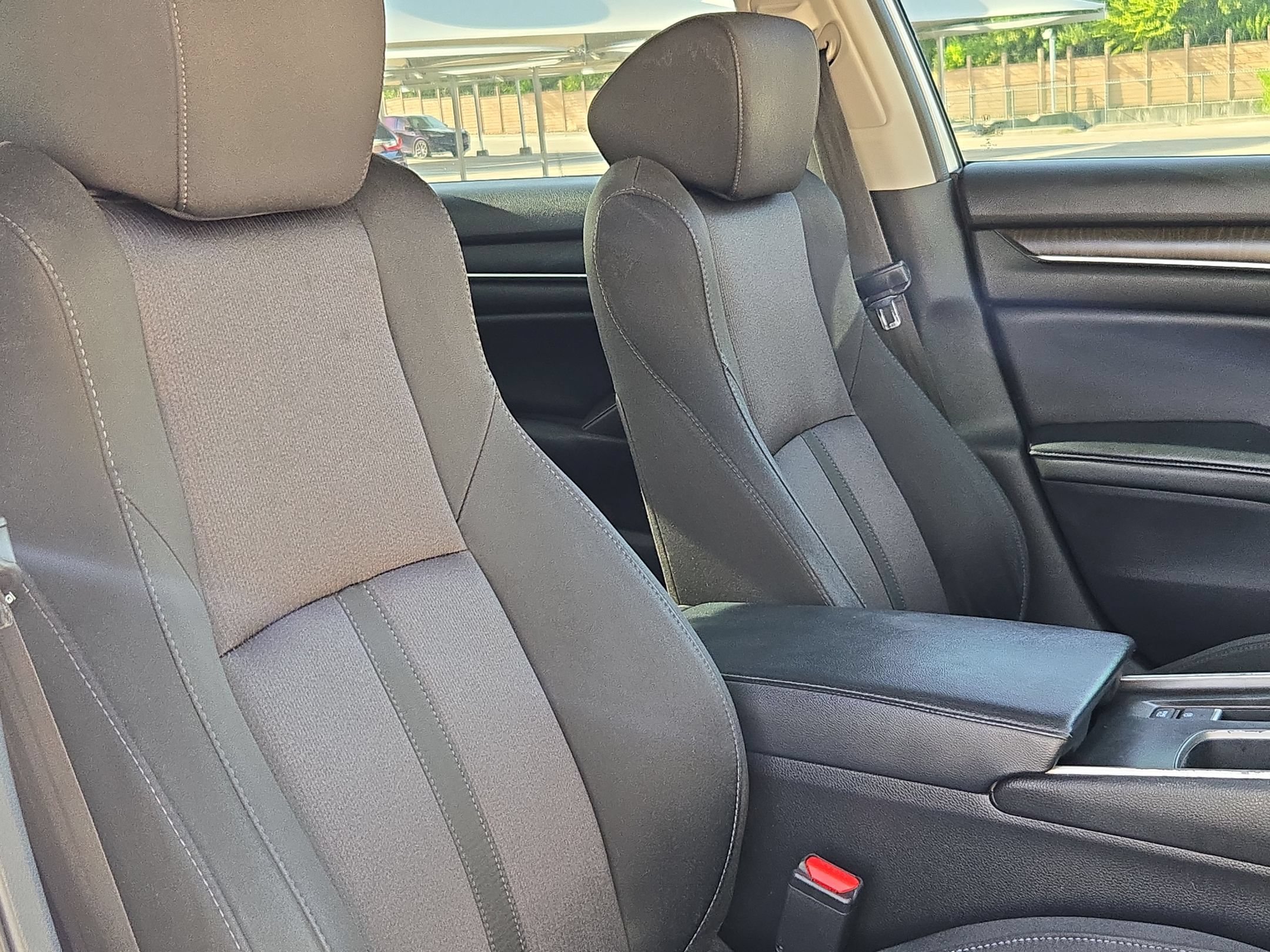 Used 2018 Honda Accord EX image 29