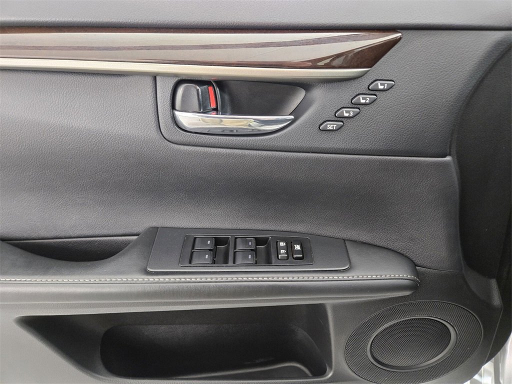 Used 2013 Lexus ES 350 350 image 24