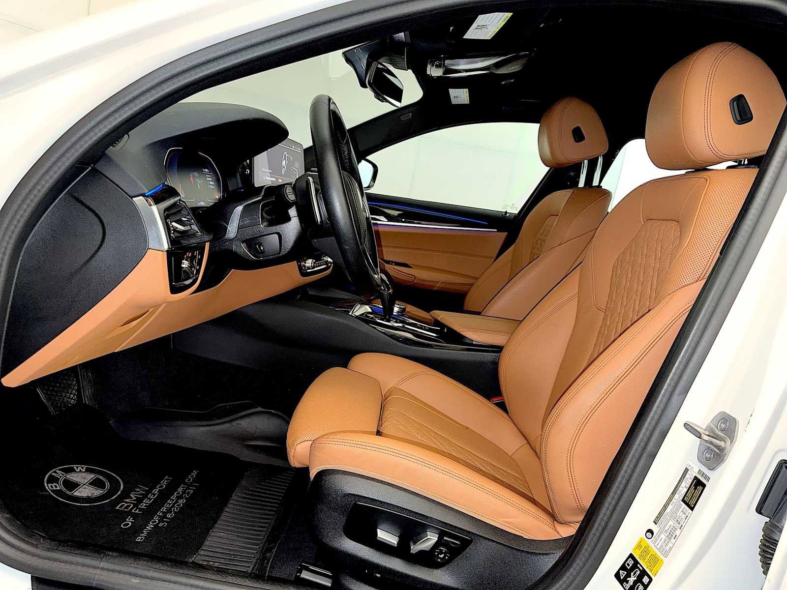 Certified 2023 BMW 530i xDrive w/ Convenience Package image 9