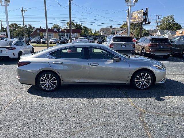 Used 2019 Lexus ES 350 w/ Premium Package FWD image 18