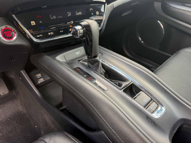 Used 2022 Honda HR-V EX-L image 12