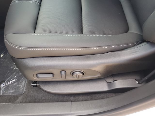 New 2026 Chevrolet Blazer LT w/ LPO, Floor Liner Package AWD/4WD image 17
