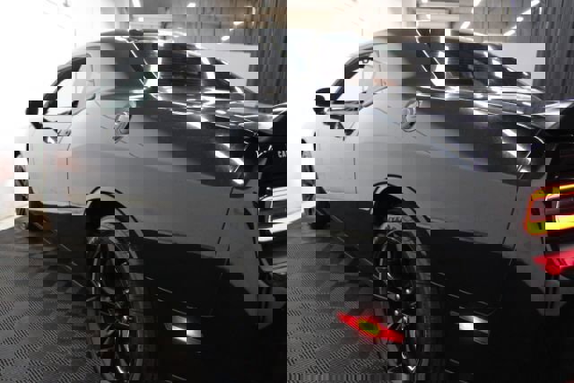 Used 2016 Dodge Challenger SXT w/ Blacktop Package image 9