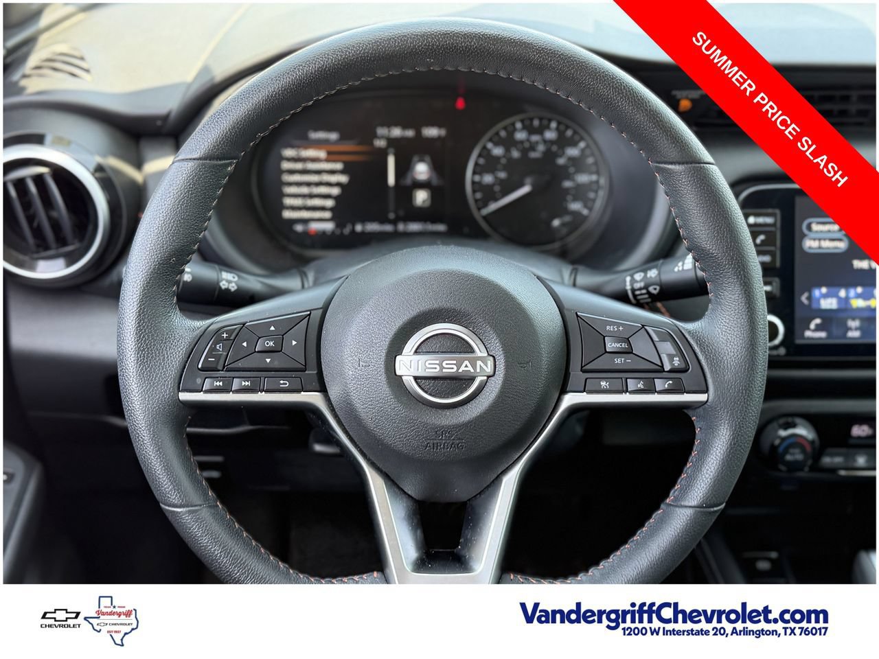 Used 2023 Nissan Kicks SR FWD image 12