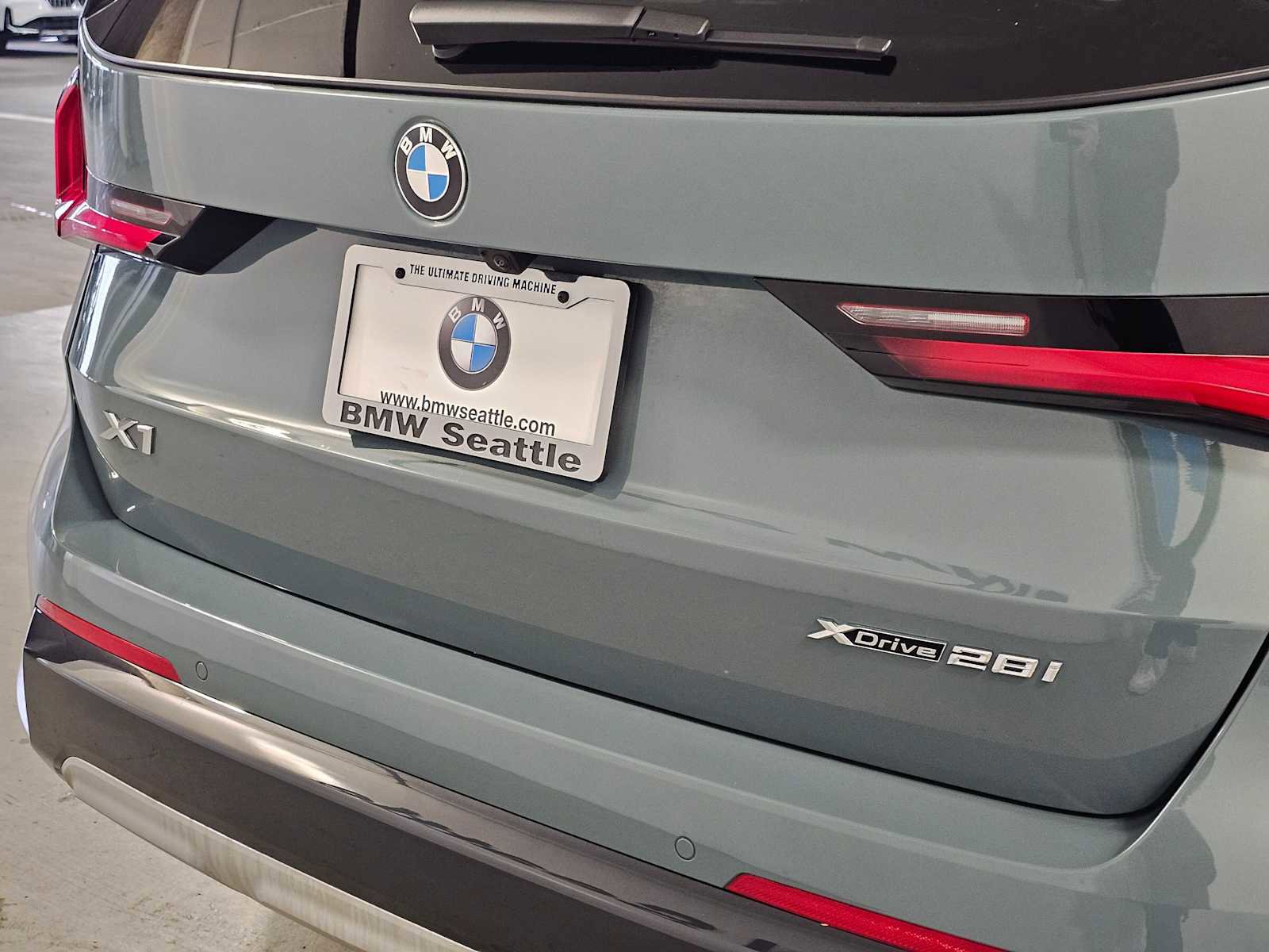 Used 2025 BMW X1 xDrive28i w/ Technology Package image 7