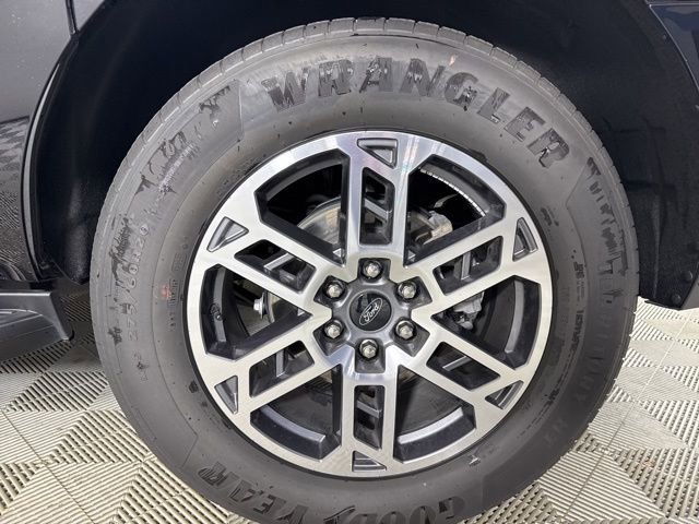 New 2025 Ford Expedition Max Active image 33