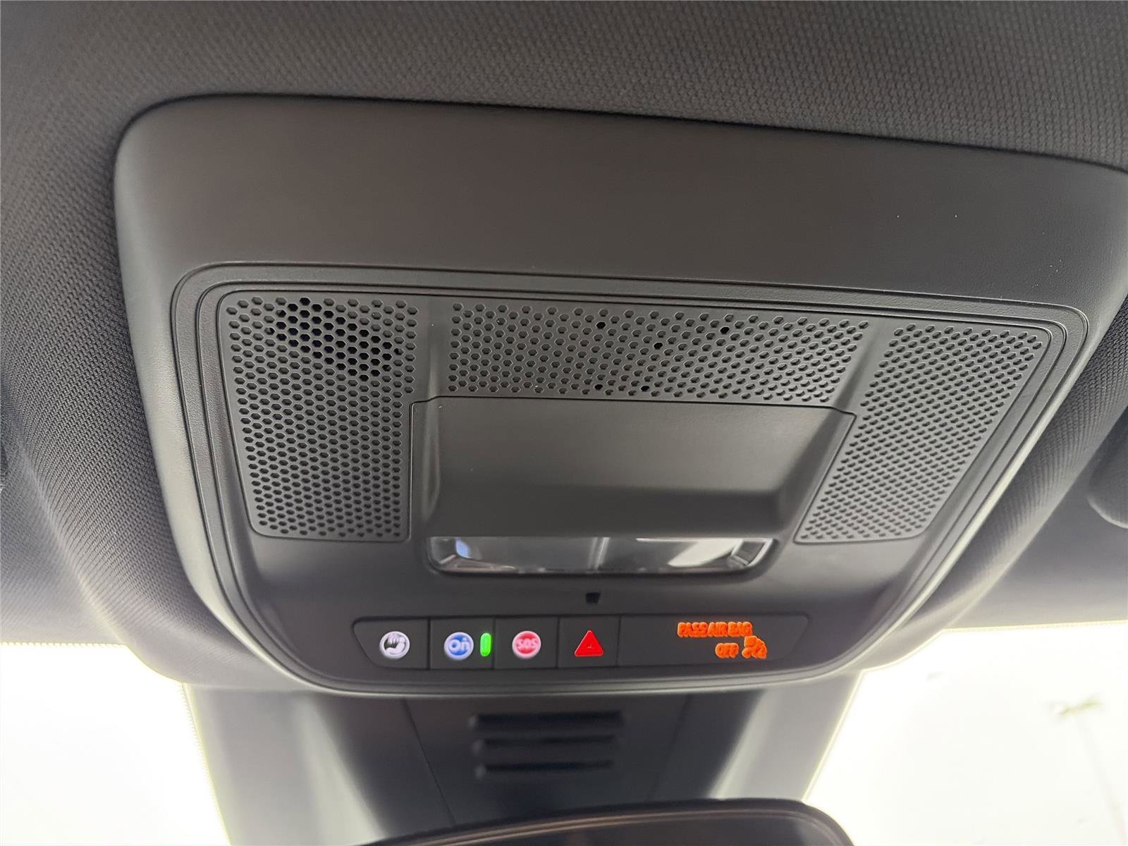 New 2026 Chevrolet Equinox EV LT FWD image 24