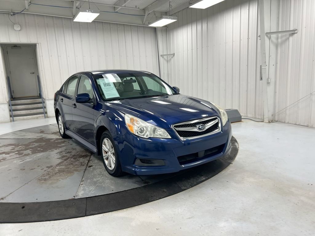 Used 2011 Subaru Legacy 2.5i Premium w/ All-Weather Pkg AWD/4WD image 2