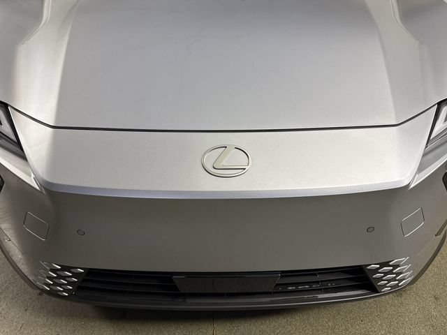 Certified 2026 Lexus ES 350e w/ Convenience Package FWD image 27