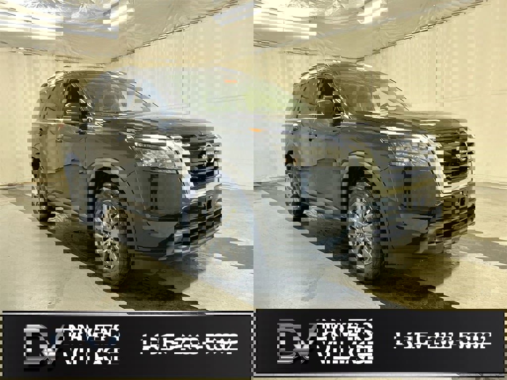 New 2025 Nissan Pathfinder SV